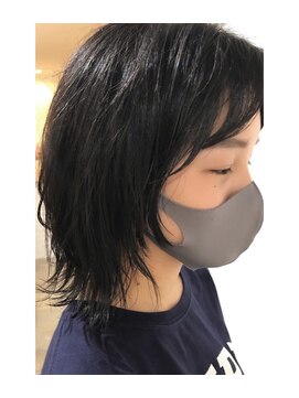 フェイバーバイリフ(FAVOR by Ref.) ウルフカット×黒髪