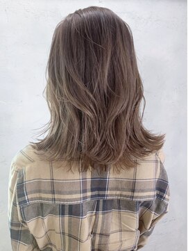 アイティー バイ アルバム 浦和店(IT by ALBUM) ミルクティーベージュレイヤー_オリーブカラー_ba251652