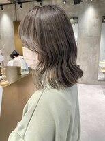 ヨーク(yoke)&nbsp;【yoke×RYO】ミルクティーグレージュ/くびれカット/ミディアム