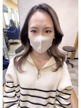 モアムー(Moremuu) シャドールーツ