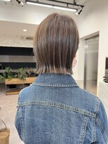 ロット 横浜(lot)&nbsp;ぱつっとボブ/外ハネ切りっぱなし/ハイライト[横浜駅]