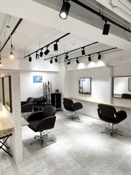 チャンティーヘア 日暮里店(Cantii Hair)の写真/【日暮里駅】少人数だからこそ、リラックスできるサロン＊清潔感のあるゆったりとした店内です♪