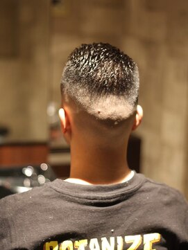 キングスマントーキョー 立川北口店(KINGSMAN TOKYO) メンズカットメンズパーマニュアンスパーマフェードカット[立川]