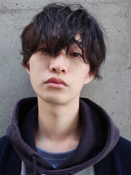 ルイ 京都烏丸店(Loui) ニュアンスパーマ/波巻きパーマ/カルマパーマ/センターパート