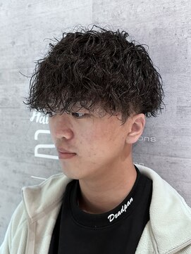 スカイ(SKY) ツイスパ/波巻き/眉毛/バーバー/ニュアンスパーマ/ブリーチ