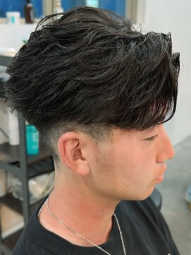 バース バイ ハピネス(BIRTH by happiness) 奈良men'sフェードフェザーショートフェザーパーマ