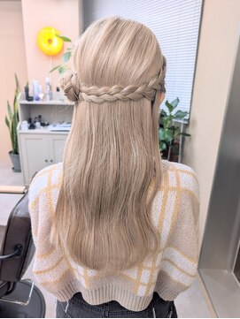 ムード(mood) くるみちゃんヘア/ヘアアレンジ/ヘアセット/ハーフアップ