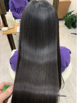 アコ(aco.) 【マゼラン矯正】白髪染めを個室サロンaco.本八幡で♪