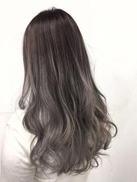 フェイブ(Fave) アッシュグレーグラデーション