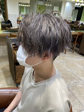 ネオリーブソラ 相模大野店(Neolive sola) メンズシルバーカラー