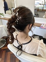 ヘアーアンドメイクアップモパ お呼ばれヘア