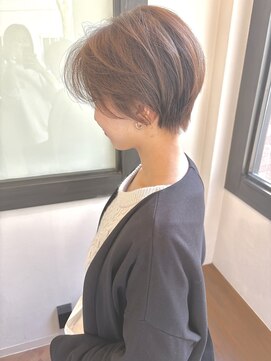 アバース(abirth) メリハリショートヘア　20代30代40代