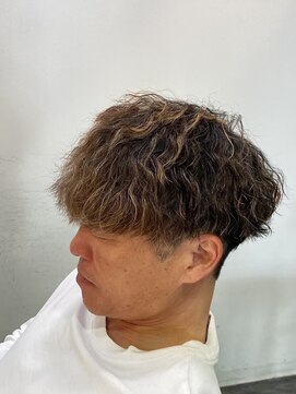 エクファ ヘア リゾート 大津 瀬田店(ex-fa hair resort) イメチェン/ホワイトブロンド/外ハネボブ/美髪/大津/瀬田