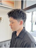 刈り上げアップバングショート