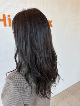 ダークグレージュ