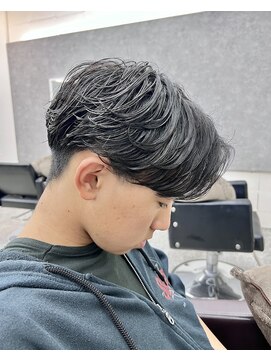 グロップ 町田(GLOP) 韓国風柔らかい質感で作るフェザーパーマ