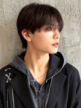 メンズサロンオー 宮崎(Men's salon O.) カルマパーマ センターパート ニュアンスマッシュ ショート