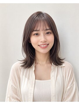 フェイス 石川町 (FACE) 外ハネレイヤー × オリーブベージュ