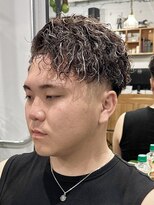 ガイ ラタン ウエスト(GUY lattan west)&nbsp;MEN'S/ホワイトメッシュ/ツイストスパイラルパーマ/松戸駅