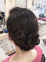 ブロッサム ヘアデザイン(blossom)&nbsp;シンプルお花アップ