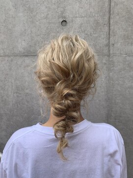 ウノプリール 茶屋町店(unopulir) フィッシュボーンアレンジ