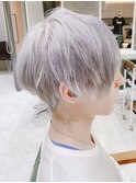 イメチェンくびれショートカット グレージュカラー20代/30代40代