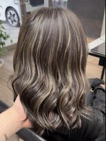 ヴィフ 大船(VIF)&nbsp;ハイライトカラーケアブリーチダブルカラー白髪ぼかし脱白髪染め