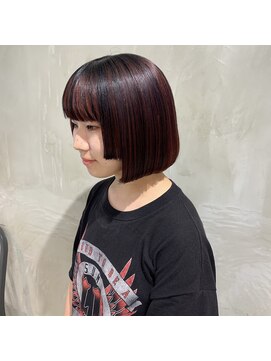 シー(Ciii) stylist イケダ>> アンブレラカラー×ステップボブ