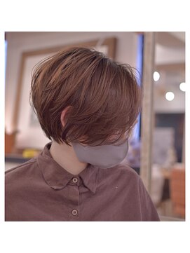 ダラ(DARA) ショートヘア＋フェザーカット