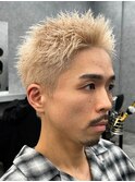 アップバングツーブロックダブルカラーブリーチメッシュ
