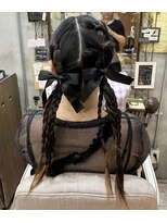 ブーミー(Bor mee)&nbsp;【Bormee】結婚式お呼ばれ/ツイン/三つ編み/韓国風/リボン