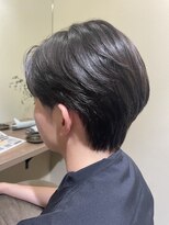 ティピ(tipi) 襟足ありの長め韓国風マッシュ