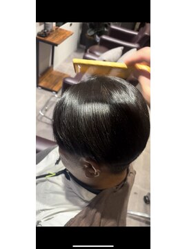 ブル(b.u.l.l.) ☆美髪矯正☆