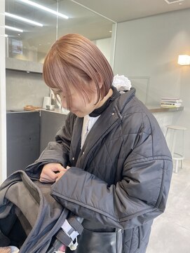 カケル(×.) 丸みボブ/ミルクティーベージュ/姫カット