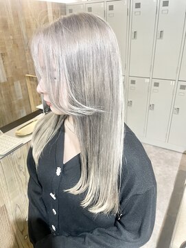 エイト 池袋店(EIGHT ikebukuro) ミルクティーグレー