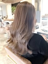 ノア(NOA)&nbsp;【NOA】透明感ツヤ髪ミルクティー