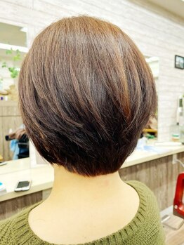 【西八王子駅★1分】暗くなりすぎず、自然な明るさを実現。大人女性の為のグレイカラーで上品な髪色に。