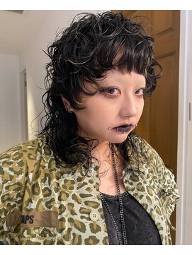 ナループロアツム(Nalu pu loa Tsum) ウルフパーマ/ウルフ/マレットパーマ/マレット