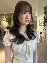 ニュア(neua) オリーブカラー　奈良.橿原神宮前