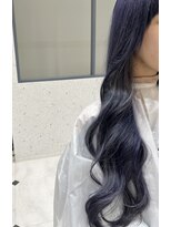 フィゼル 南堀江店(fizelle)&nbsp;ブルー×シルバーカラー