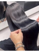 キング 梅田店(K!ng)&nbsp;縮毛矯正髪質改善レイヤーカットトリートメント心斎橋美容室