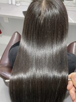 ライア 下北沢(laia)&nbsp;透明感抜群オリーブカラー【髪質改善 下北沢 トリートメント】