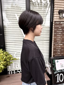 パルア(Parua) 前下がりショート