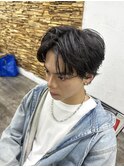 大人の魅力◎秋メンズフェザーセンターパート