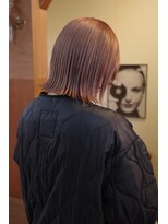 チャプター 問屋町(chapter)&nbsp;髪質改善切りっぱなしボブ外はねボブヘイリーボブピンクベージュ