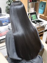 ピークアブー 銀座中央通り(PEEK-A-BOO)&nbsp;地毛風ストレートパーマ（縮毛矯正）ロングヘア