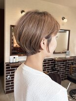 ヴィント(Vint.)&nbsp;シアーベージュカラーのショートボブ