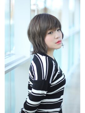 ミスエッセンス(MISS ESSENCE) アッシュグレージュウルフミディ/ミスエッセンス竹下