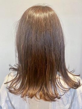 ミーティア バイ クアトロ(Meteor By QUATRO) 外ハネモテベージュ☆