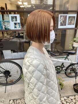 ヒカリス 東三国(HIKARIS) ぱつっとボブ ミニボブ ベージュカラー ハイトーンボブ